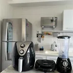 Apartamento 2 Quartos - Tranquilo E Completo - Proximo Ao Rio Centro